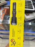 خرید چراغقوه 360 KF‑1066 | شارژی، لیزر 20 وات، برد 2000 متر، باتری 8000mAh و پاوربانک