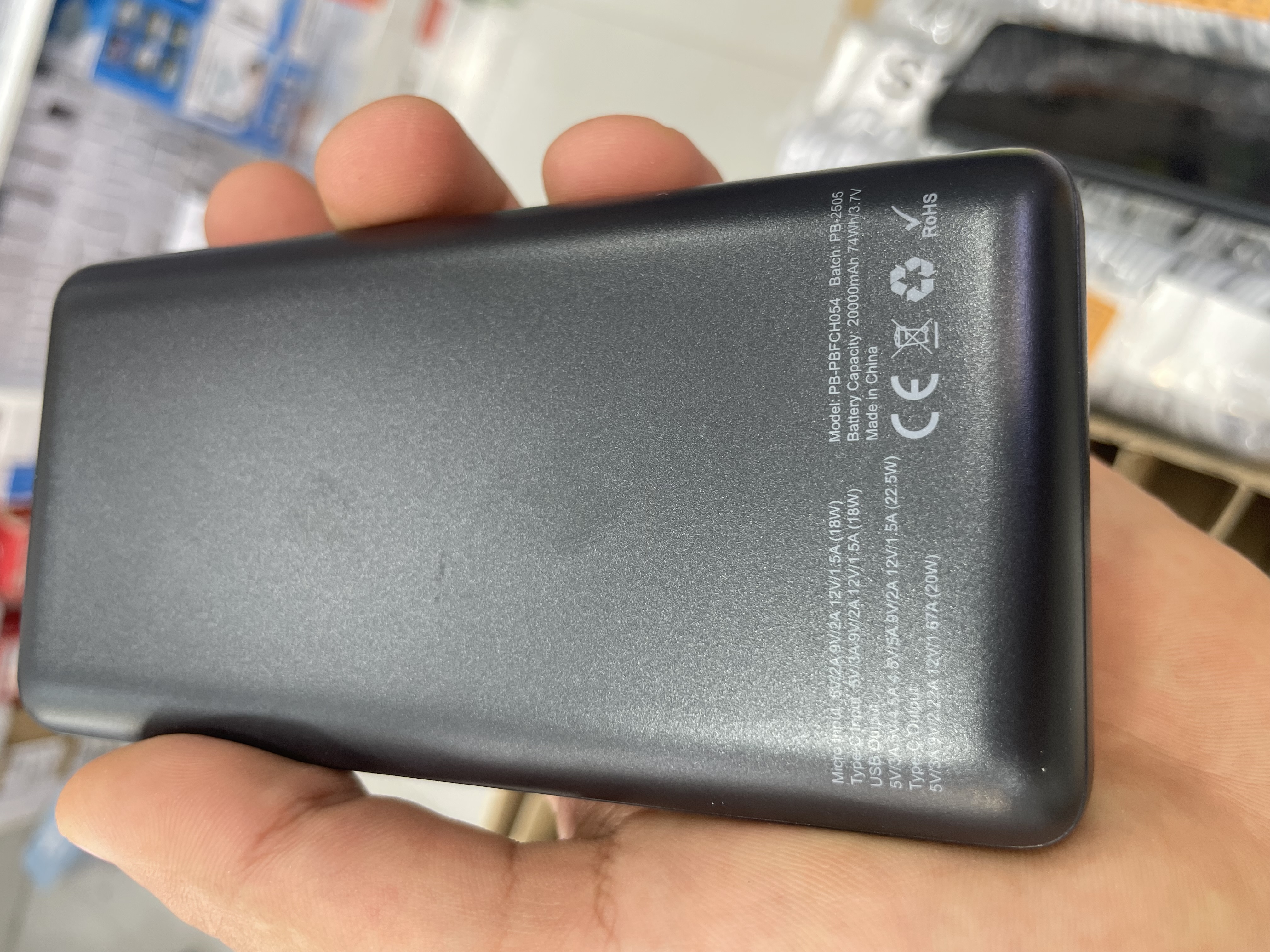 خرید پاوربانک Porodo Blue PB054 ظرفیت ۲۰۰۰۰ میلیآمپر شارژ سریع PD20W QC22.5W