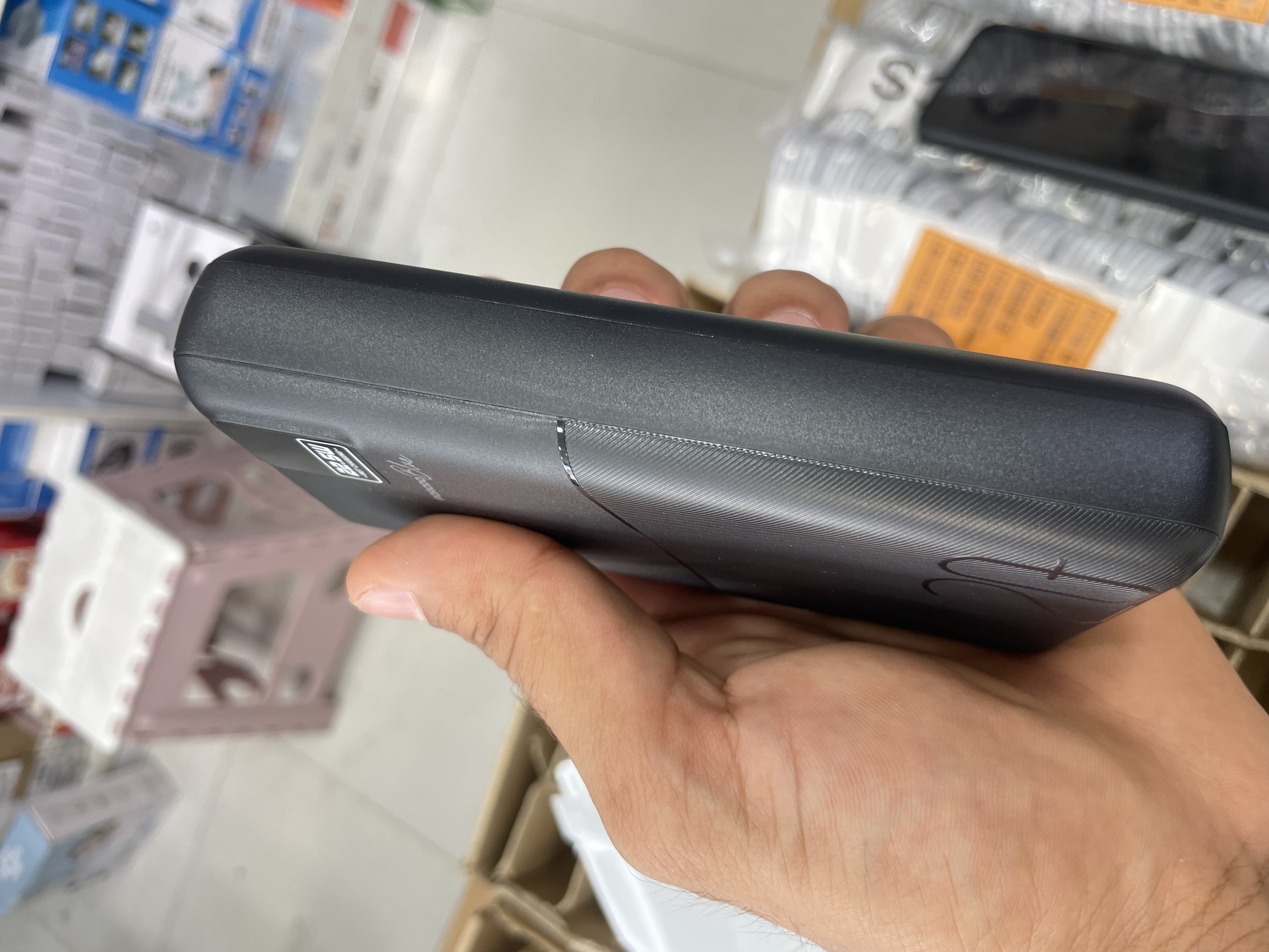 خرید پاوربانک Porodo Blue PB054 ظرفیت ۲۰۰۰۰ میلیآمپر شارژ سریع PD20W QC22.5W