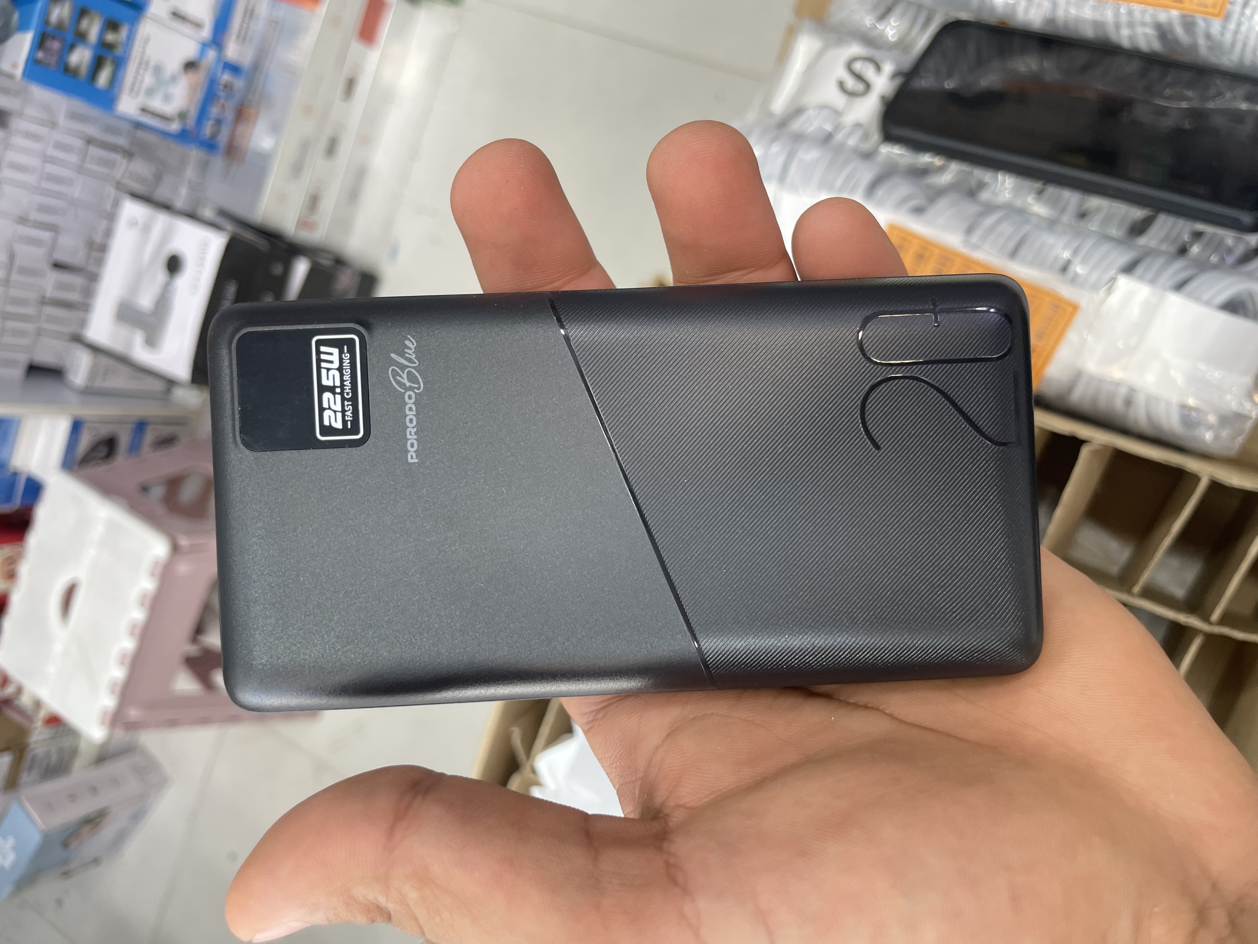 خرید پاوربانک Porodo Blue PB054 ظرفیت ۲۰۰۰۰ میلیآمپر شارژ سریع PD20W QC22.5W
