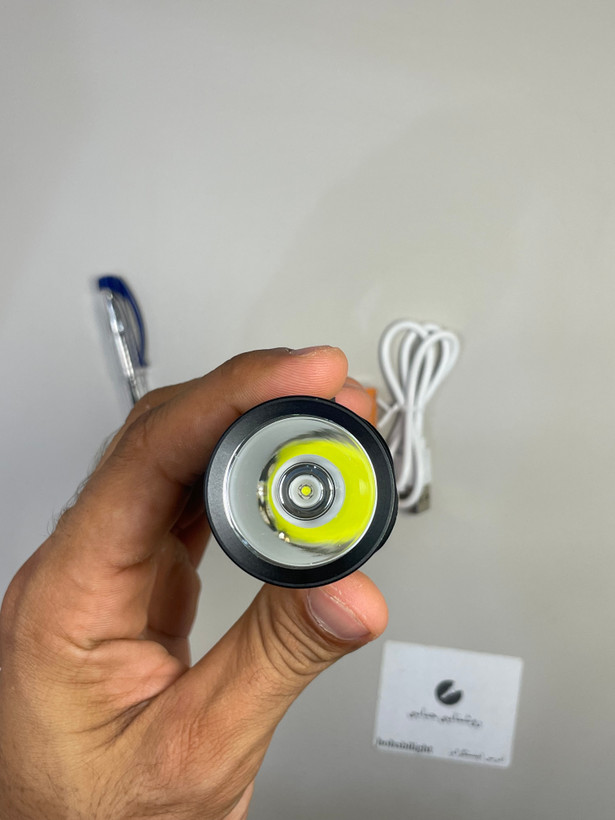 چراغ دستی اسمالسان مدل ZY‑E20 شارژی و پرنور