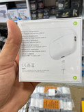 ایرپاد پرو اورجینال اپل نسل دوم با کیس شارژ مگسیف USB-C