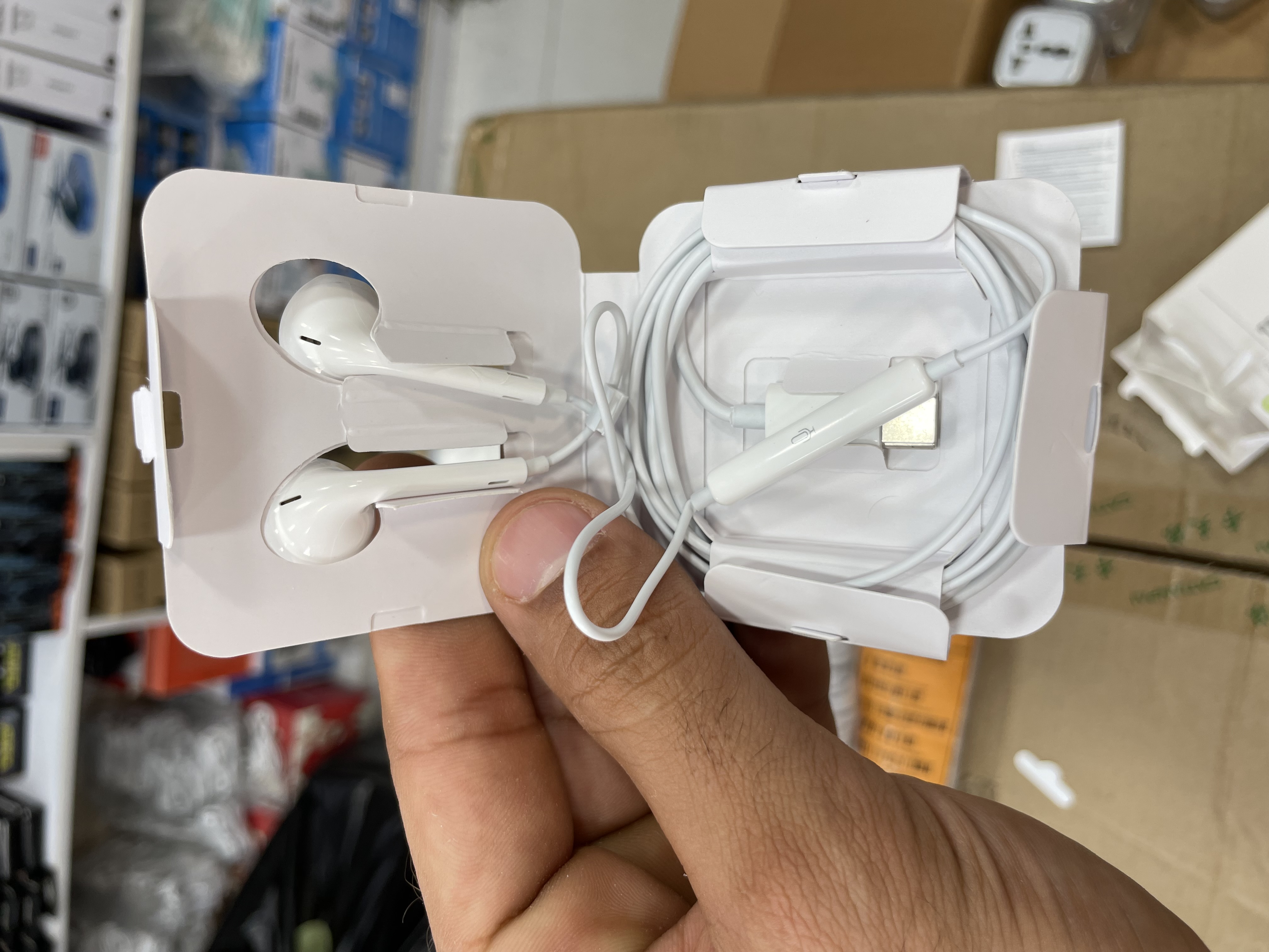 هندزفری Apple ایرپادز با کانکتور تایپ-سی
